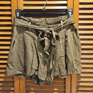 Forever 21 Olive Green Paperbag Tie-Waist Women's Shorts